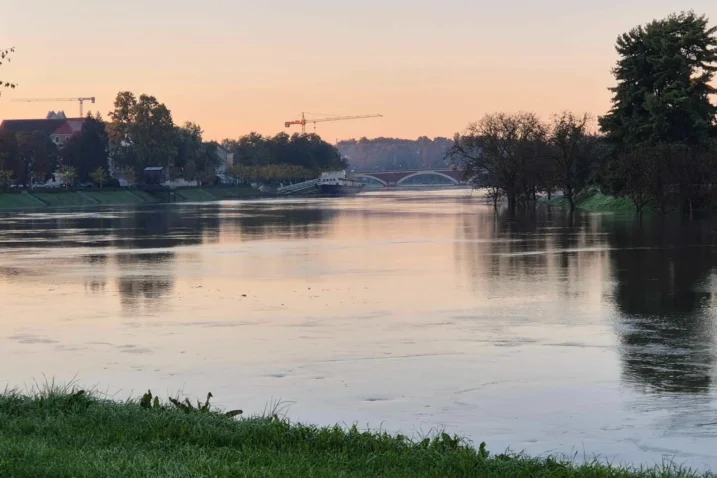 0710 Vodostaj Sisak