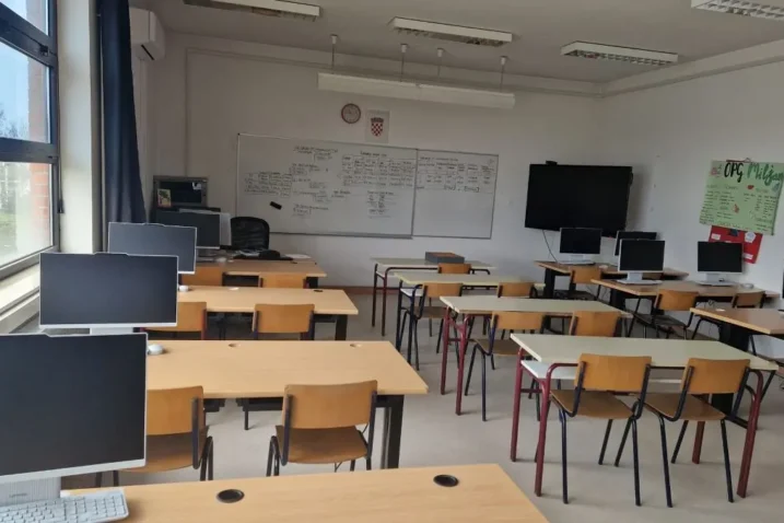 Srednja škola Tina Ujevića Kutina 2