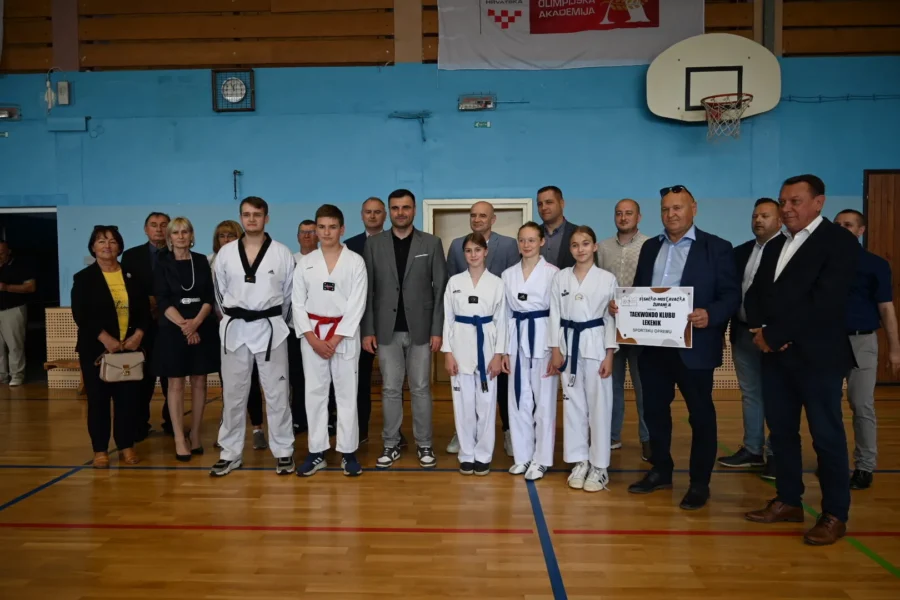 Lekenik oprema taekwando 3