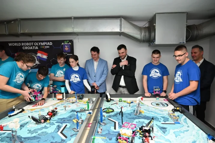 Zupanija robotika