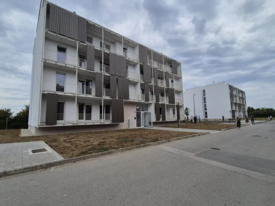 Kršinićeva 10