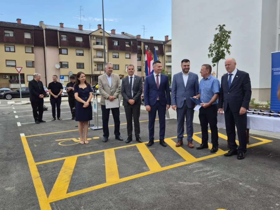 Kršinićeva 7