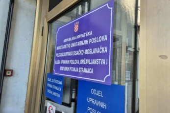 Policija ured