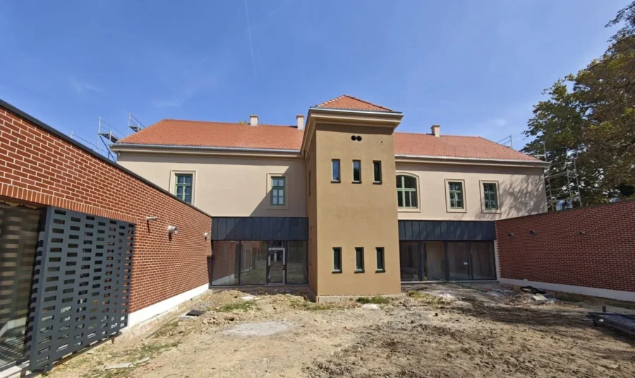 Lađarska 30 sisak