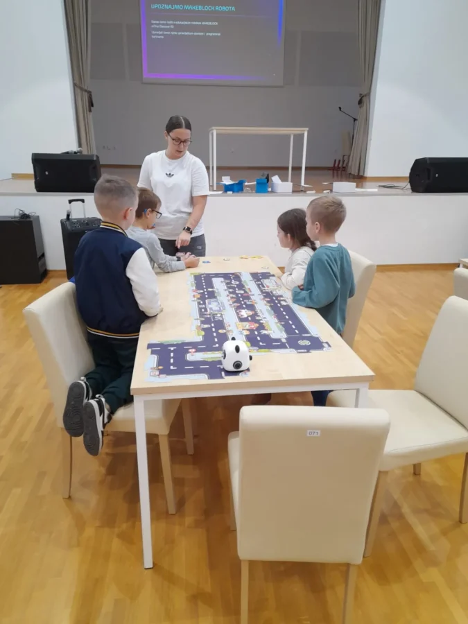 Radionica robotike lekenik 5
