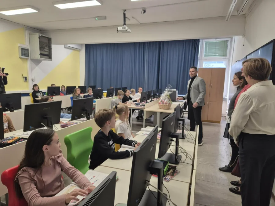 Oš 22 lipnja informatika