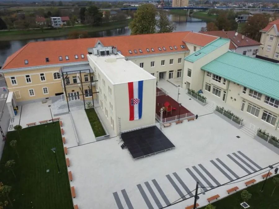 Odgojno obrazovni i kulturni centar u Sisku