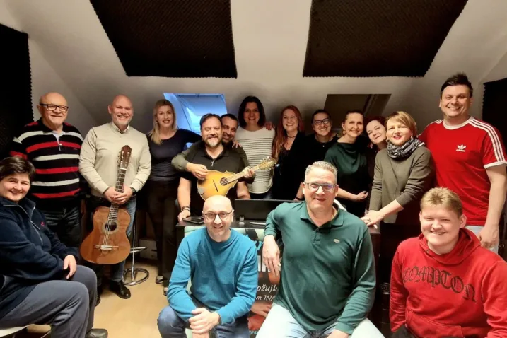 Kolapjani i Lađarice