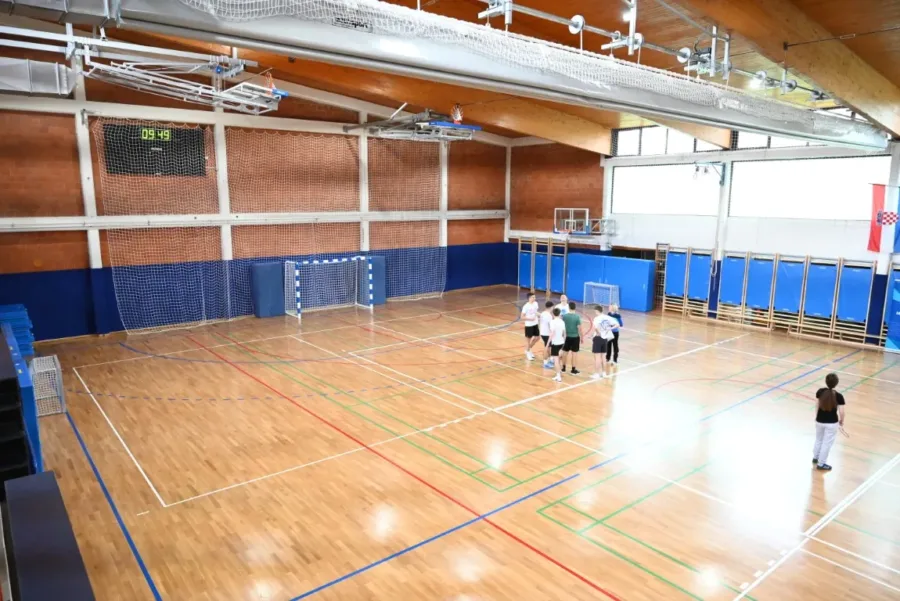 Sportska dvorana sš tina ujevića kutina (8)