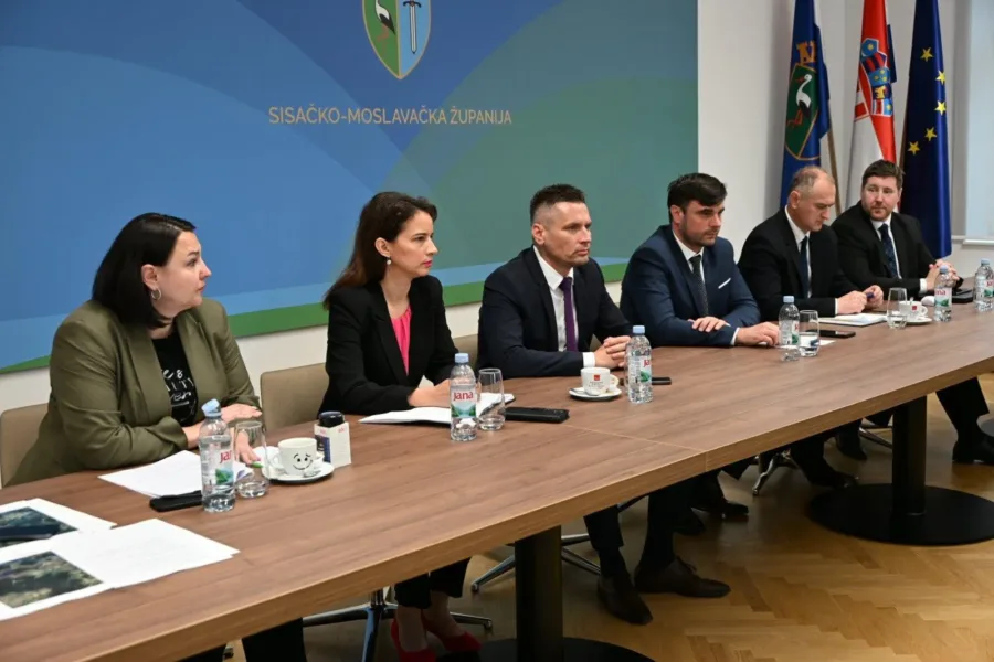 Bačić ugovori sisak