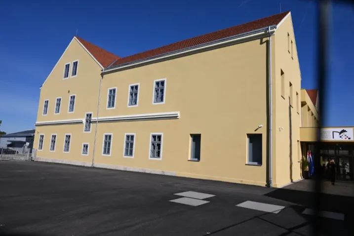 Petrinja otvorenje knjižnica (7)