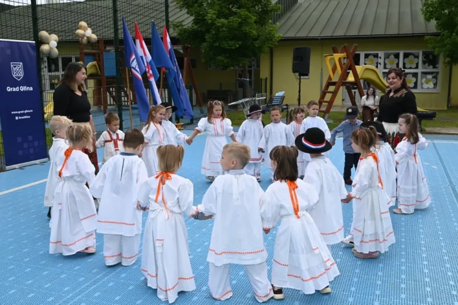 Vrtić glina