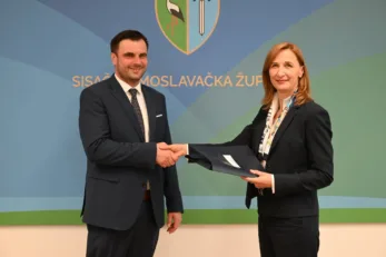 Sisak Smart Gold