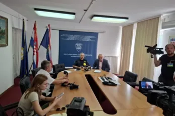 Policija zapljena