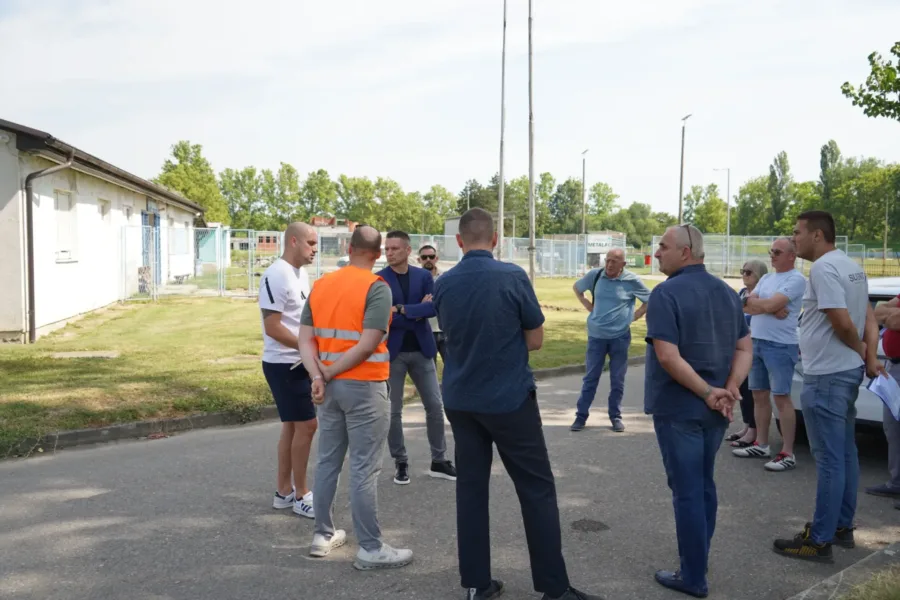 Uređenje stadiona metalac