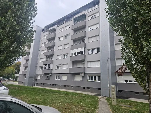 AV